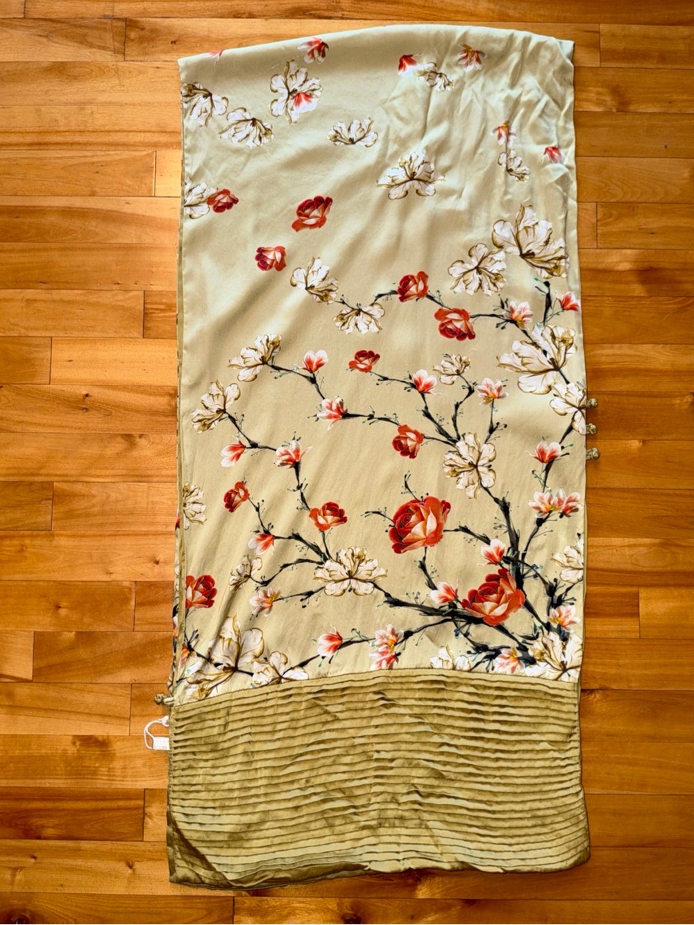 WOO of Shanghai 100% Silk Floral Luxury Scarf Wrap Shawl Pleated Convertible - Picture 2 of 10